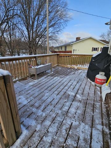 943 Washington Avenue, Hillsboro, WI 54634