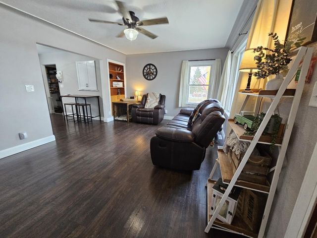 943 Washington Avenue, Hillsboro, WI 54634