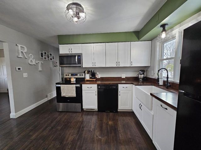 943 Washington Avenue, Hillsboro, WI 54634