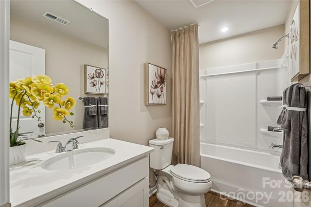 1492 Ardmore Drive, Sherrills Ford, NC 28673