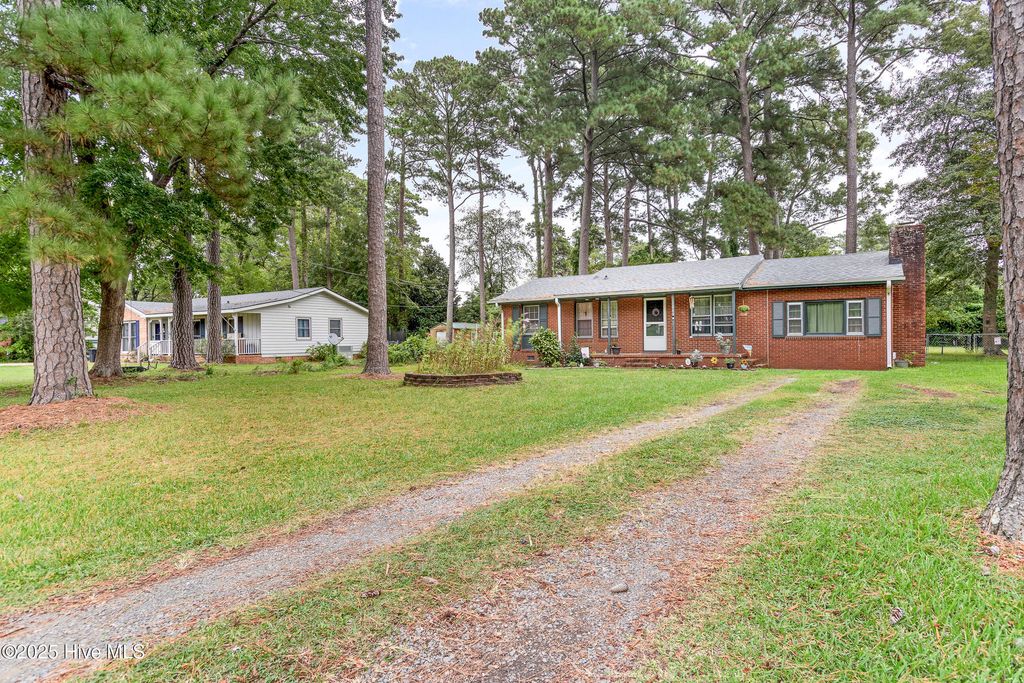 110 Ketner Boulevard, Havelock, NC 28532