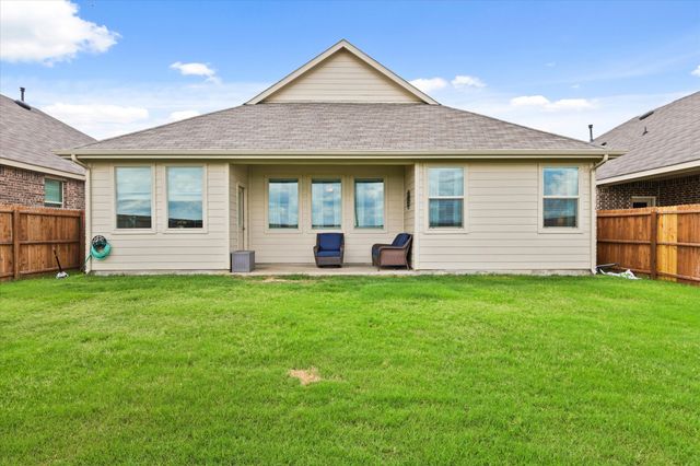 660 Ridgeback Trail, Fort Worth, TX 76052