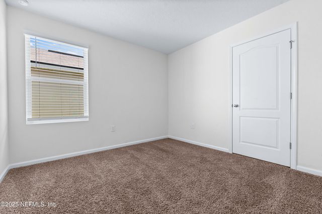 5864 CALVARY Drive, Jacksonville, FL 32244