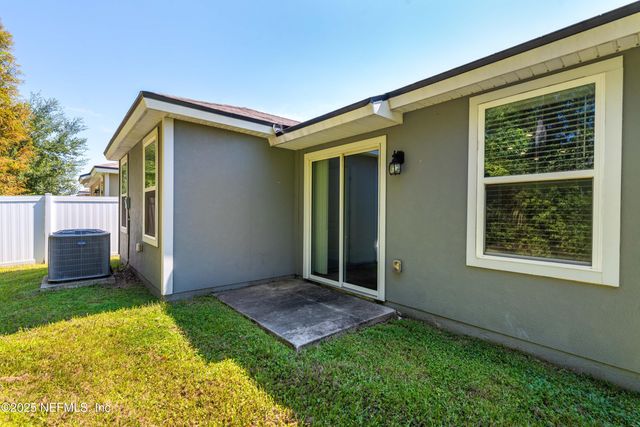 5864 CALVARY Drive, Jacksonville, FL 32244