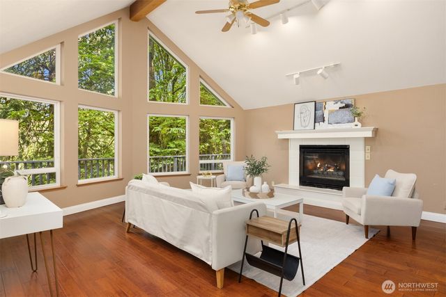 26540 Edgewater Boulevard NW, Poulsbo, WA 98370