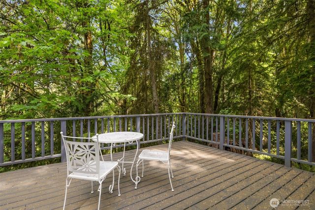 26540 Edgewater Boulevard NW, Poulsbo, WA 98370