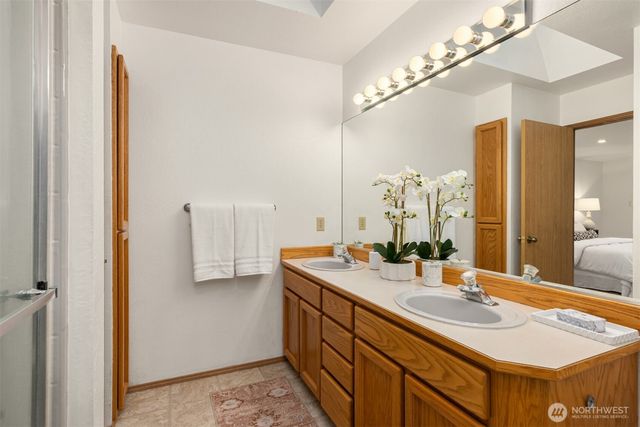 26540 Edgewater Boulevard NW, Poulsbo, WA 98370