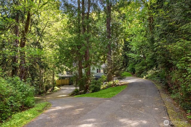 26540 Edgewater Boulevard NW, Poulsbo, WA 98370