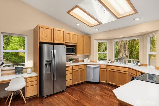 26540 Edgewater Boulevard NW, Poulsbo, WA 98370