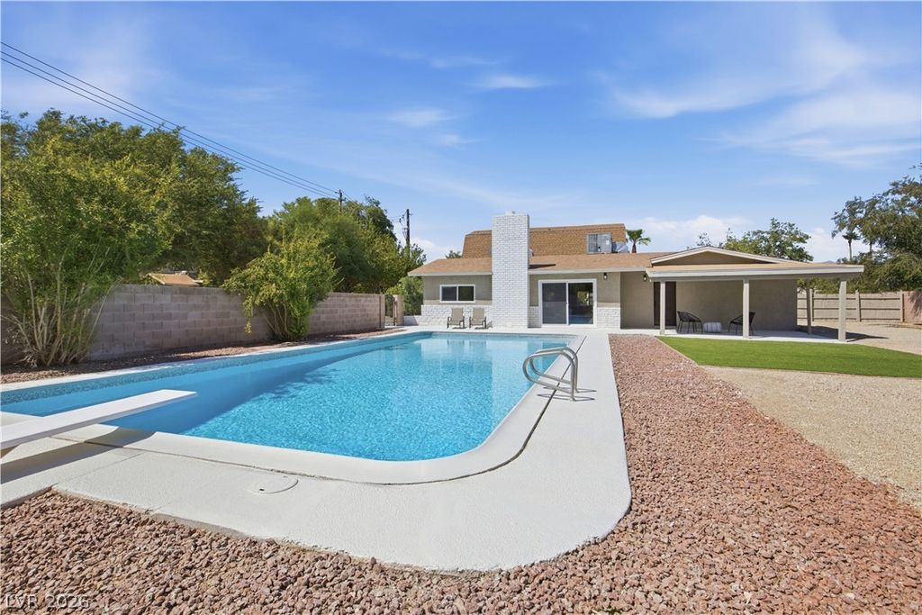 7237 West Washburn Road, Las Vegas, NV 89149 — photo 3