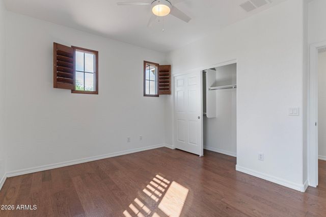 12277 W LONE TREE Trail, Peoria, AZ 85383