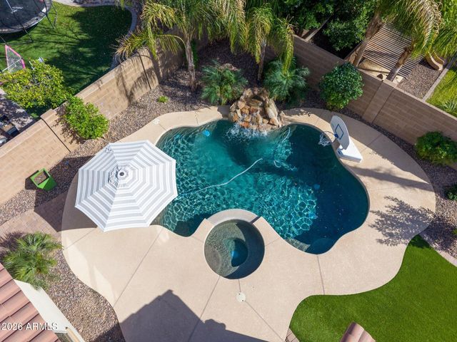 12277 W LONE TREE Trail, Peoria, AZ 85383