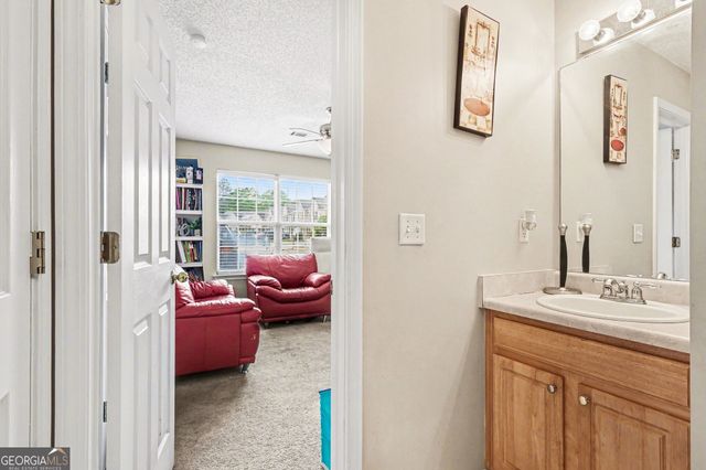 5330 Creekview Lane, Morrow, GA 30260