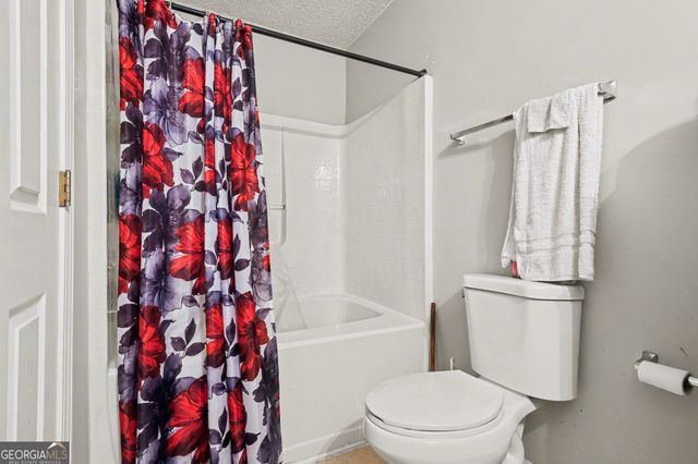 5330 Creekview Lane, Morrow, GA 30260