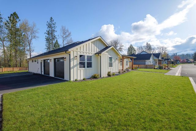 199 Black Oak Drive, Grants Pass, OR 97527