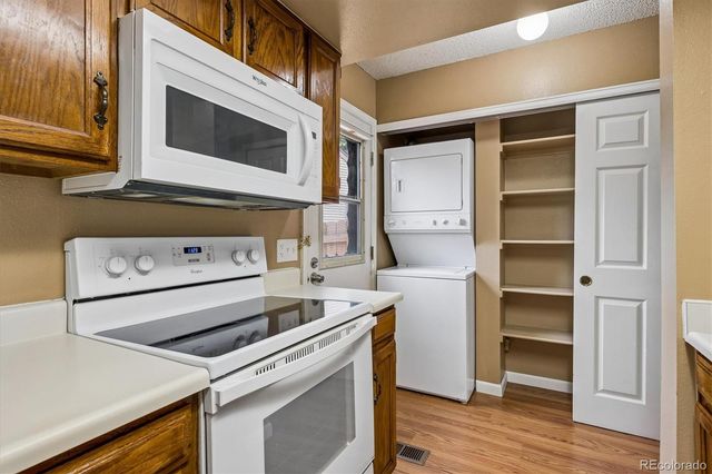 15999 E Alaska Place B, Aurora, CO 80017