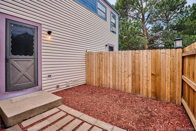15999 E Alaska Place B, Aurora, CO 80017