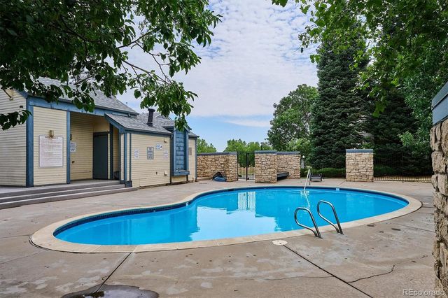 15999 E Alaska Place B, Aurora, CO 80017