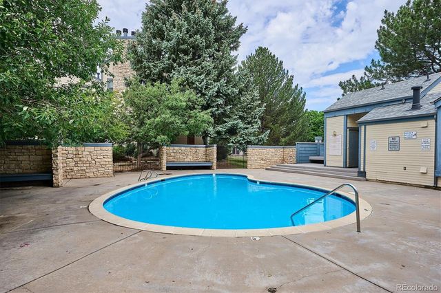 15999 E Alaska Place B, Aurora, CO 80017