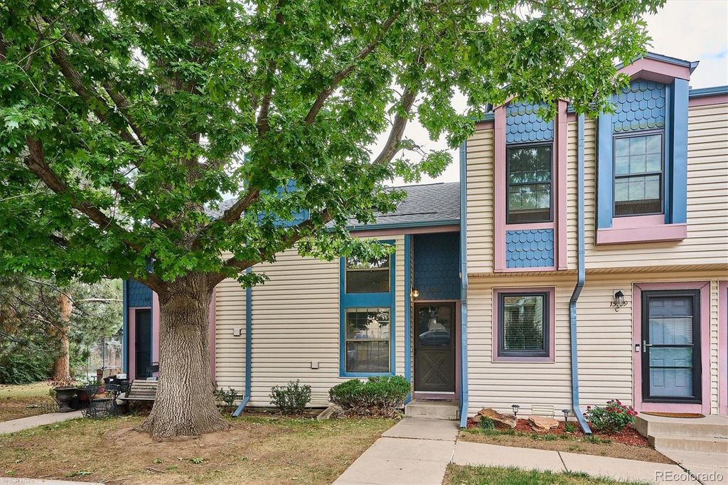 15999 E Alaska Place B, Aurora, CO 80017