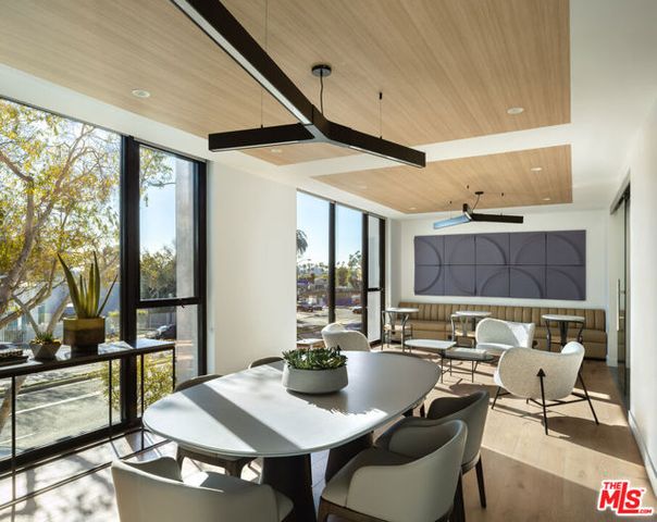 9001 Santa Monica Boulevard 511, West Hollywood, CA 90069