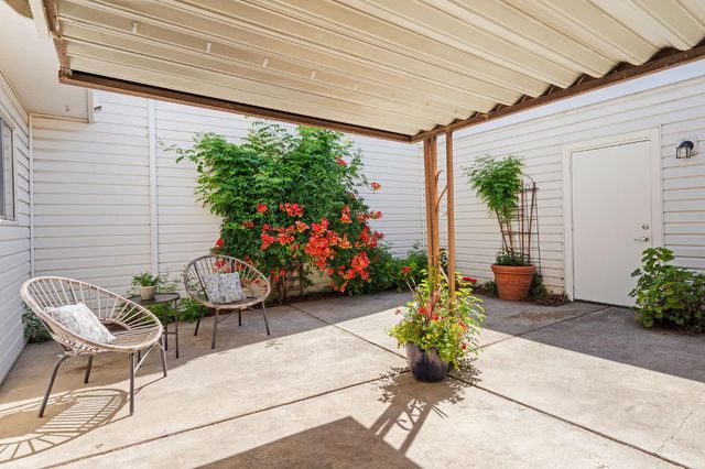 7235 Cinnamon Cir, Citrus Heights, CA 95621