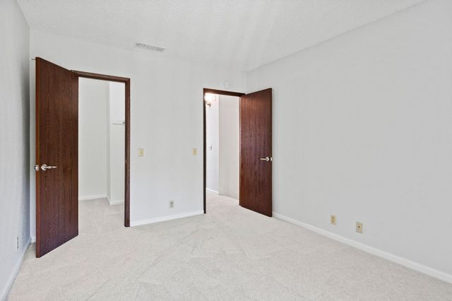 7235 Cinnamon Cir, Citrus Heights, CA 95621