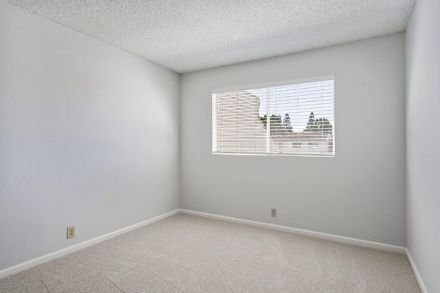 7235 Cinnamon Cir, Citrus Heights, CA 95621