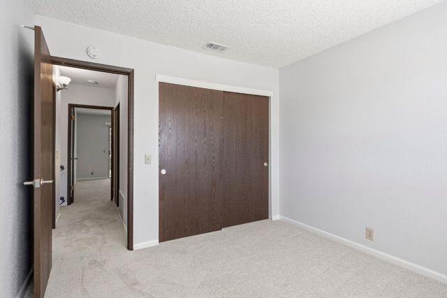 7235 Cinnamon Cir, Citrus Heights, CA 95621