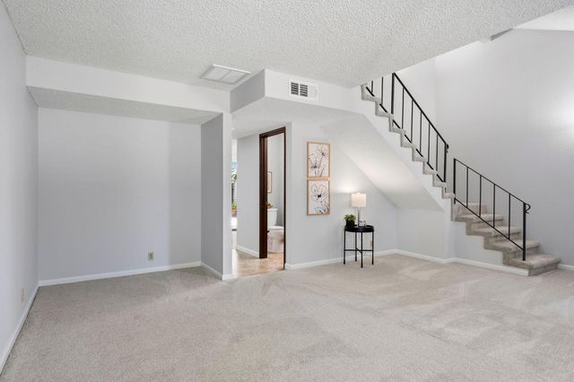 7235 Cinnamon Cir, Citrus Heights, CA 95621