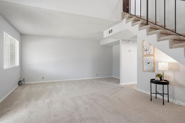 7235 Cinnamon Cir, Citrus Heights, CA 95621
