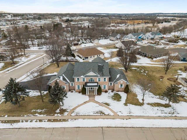 632 CAMBRIDGE DRIVE, Ripon, WI 54971