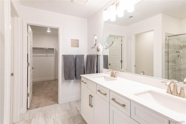 9728 Middle Peak Street, Littleton, CO 80125