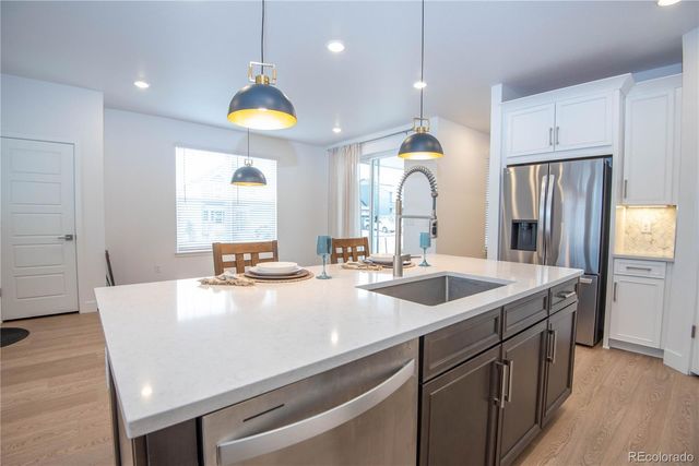 9728 Middle Peak Street, Littleton, CO 80125