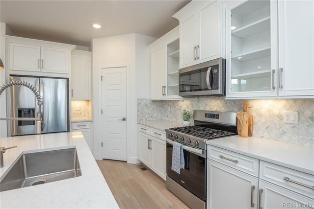 9728 Middle Peak Street, Littleton, CO 80125