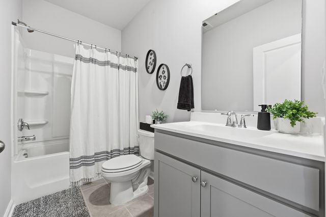 3122 Bells Lake Cir, Longs, SC 29568