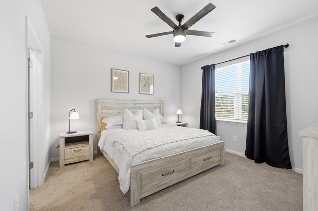 3122 Bells Lake Cir, Longs, SC 29568