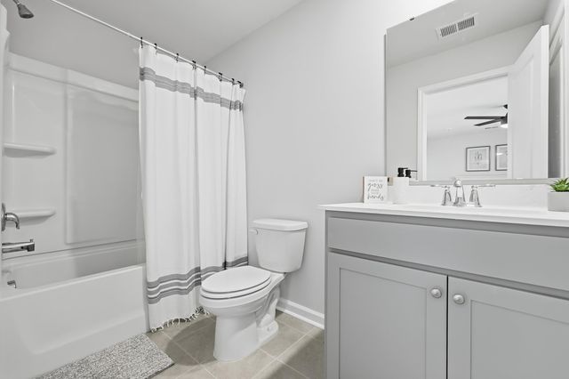 3122 Bells Lake Cir, Longs, SC 29568