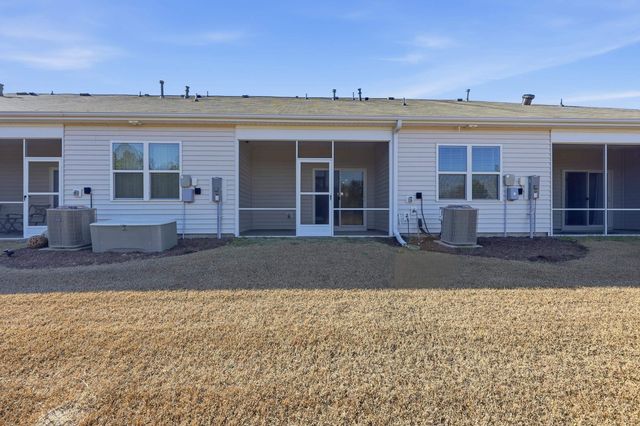 3122 Bells Lake Cir, Longs, SC 29568