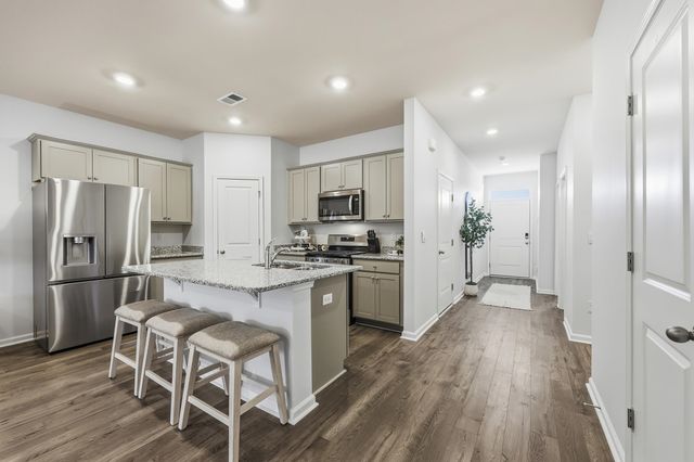 3122 Bells Lake Cir, Longs, SC 29568