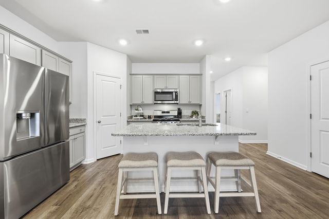 3122 Bells Lake Cir, Longs, SC 29568