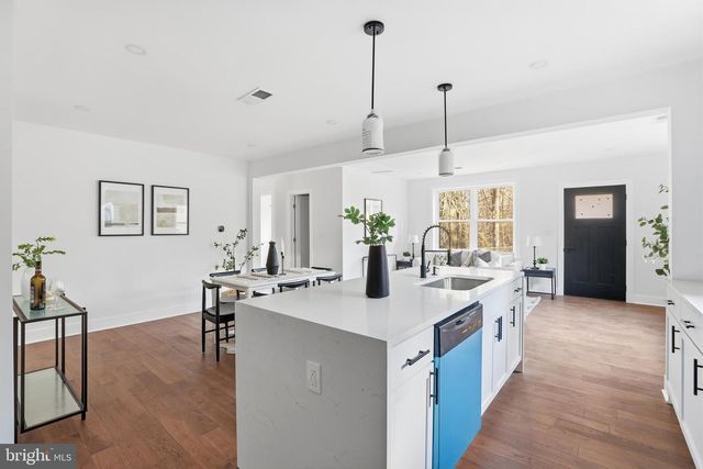 413 WILLIAMSBURG DR, Silver Spring, MD 20901