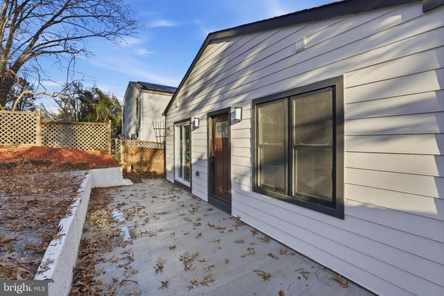 413 WILLIAMSBURG DR, Silver Spring, MD 20901