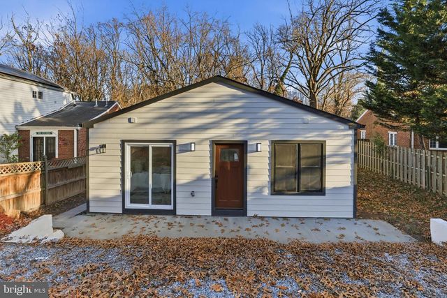 413 WILLIAMSBURG DR, Silver Spring, MD 20901