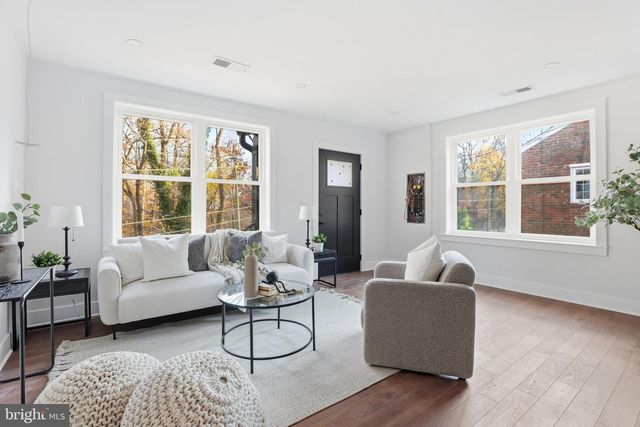 413 WILLIAMSBURG DR, Silver Spring, MD 20901