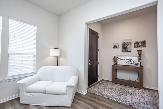 3520 Austin Street, Gainesville, TX 76240