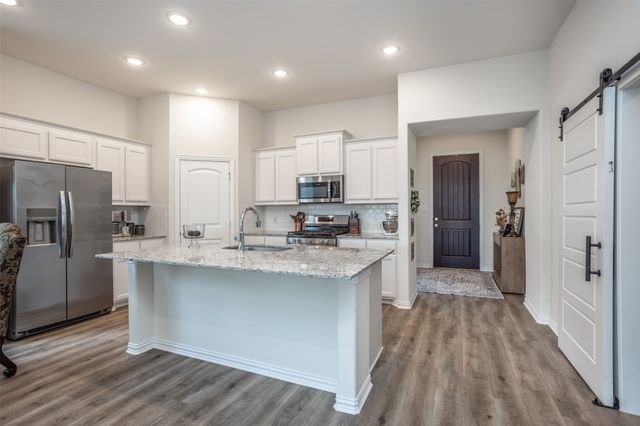 3520 Austin Street, Gainesville, TX 76240