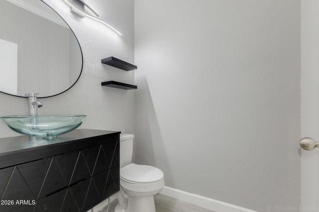 1105 E PARKVIEW Court, Gilbert, AZ 85295