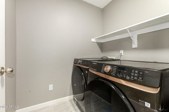 1105 E PARKVIEW Court, Gilbert, AZ 85295