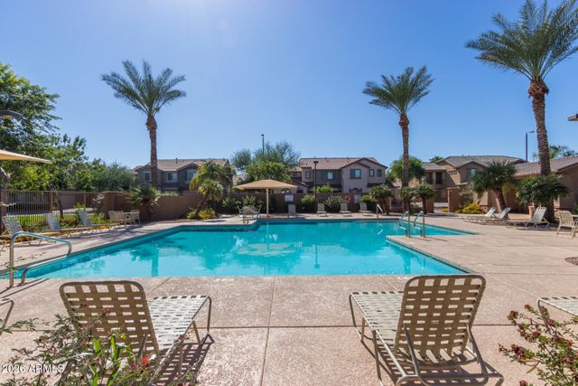 1105 E PARKVIEW Court, Gilbert, AZ 85295